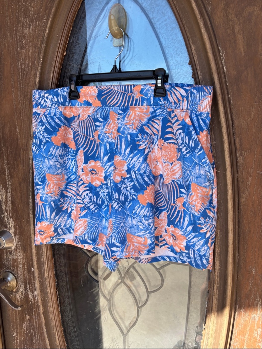 Columbia PFG active shorts! Size Large